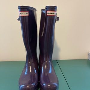 Purple Hunter Rain Boots fits women 7.5.